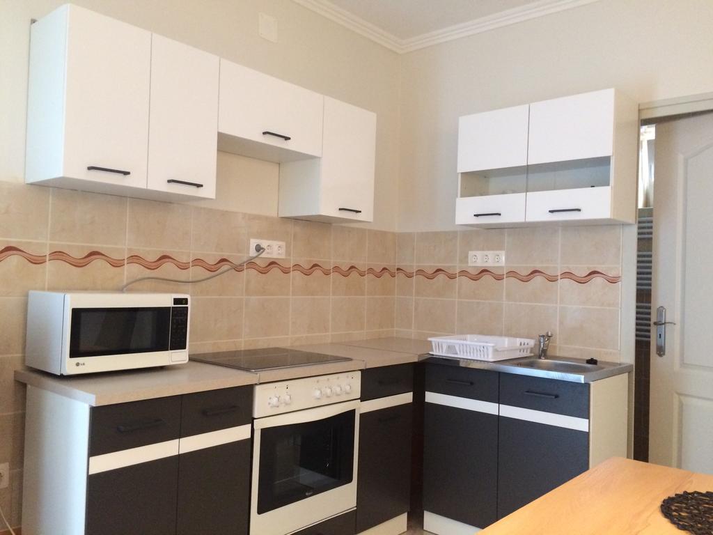 Báró Berg Apartman Apartman Kapuvár Kültér fotó